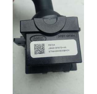 MANDO LIMPIA JAGUAR E-PACE... 2