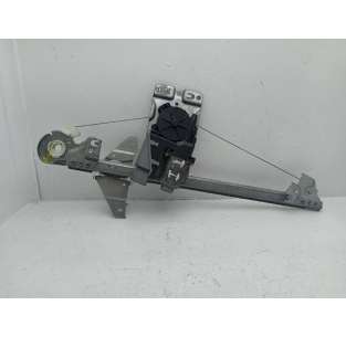 ELEVALUNAS TRASERO...