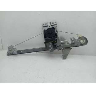 ELEVALUNAS TRASERO DERECHO...