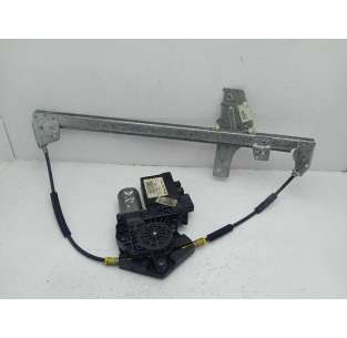 ELEVALUNAS DELANTERO...