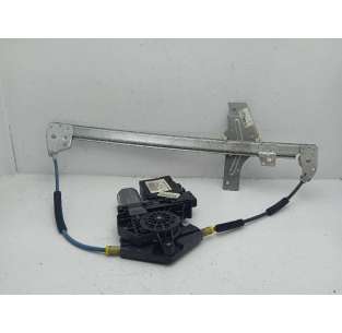 ELEVALUNAS DELANTERO...