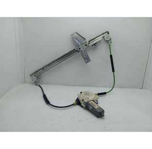 ELEVALUNAS DELANTERO...