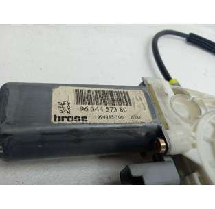 ELEVALUNAS DELANTERO... 2