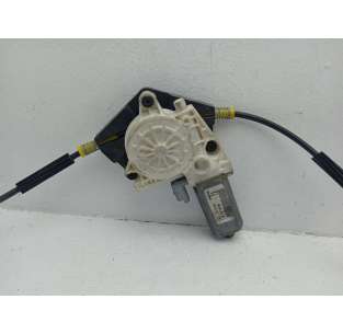 ELEVALUNAS DELANTERO... 2