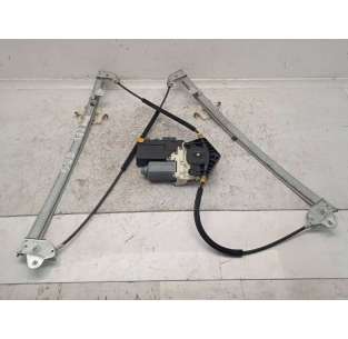 ELEVALUNAS DELANTERO...