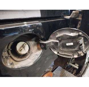 TAPA EXTERIOR COMBUSTIBLE... 2