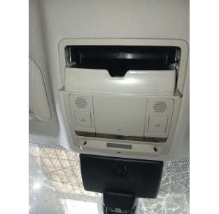 LUZ INTERIOR JAGUAR E-PACE... 2