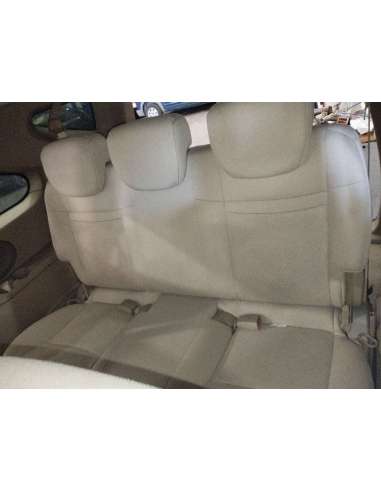 ASIENTOS TRASEROS SSANGYONG RODIUS -...
