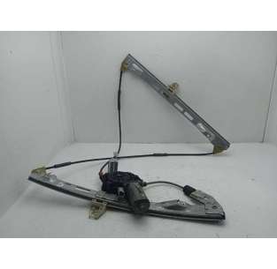 ELEVALUNAS DELANTERO...