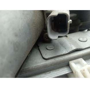 ELEVALUNAS DELANTERO... 2