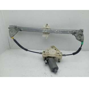 ELEVALUNAS TRASERO DERECHO...