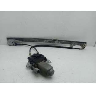 ELEVALUNAS DELANTERO...