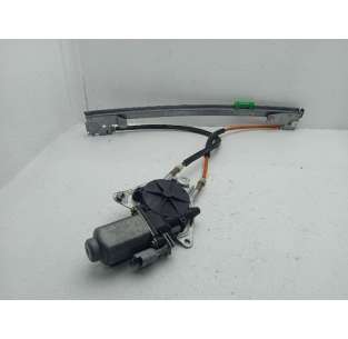 ELEVALUNAS DELANTERO...