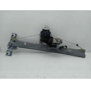 ELEVALUNAS DELANTERO...