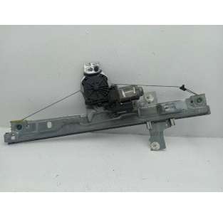 ELEVALUNAS DELANTERO...