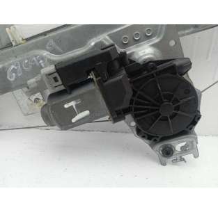 ELEVALUNAS DELANTERO... 2