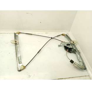 ELEVALUNAS DELANTERO...