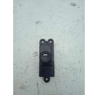 MANDO ELEVALUNAS TRASERO...