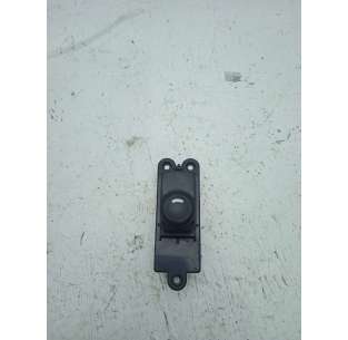 MANDO ELEVALUNAS TRASERO...