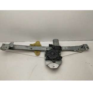 ELEVALUNAS DELANTERO...