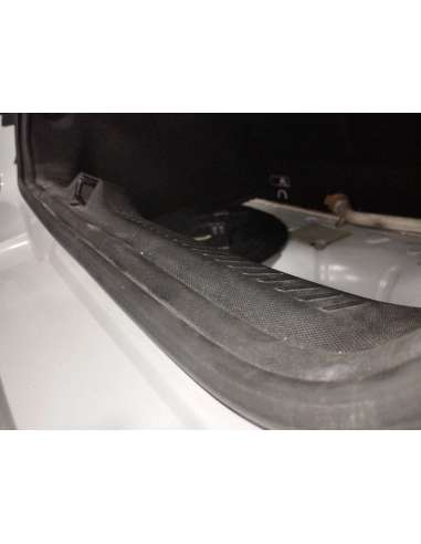 GOMAS CONTORNO PUERTA RENAULT CLIO IV...