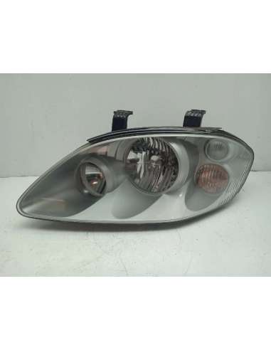 FARO IZQUIERDO SSANGYONG RODIUS - 761871