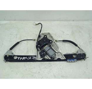 ELEVALUNAS TRASERO...