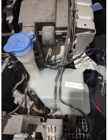 Recambio de deposito limpia para ford ka+ ultimate referencia OEM IAM 2233209  