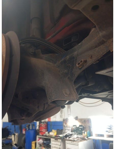 Recambio de mangueta trasera derecha para ford focus lim. (cb8) trend referencia OEM IAM 1780076  