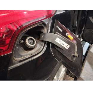 TAPA EXTERIOR COMBUSTIBLE... 2