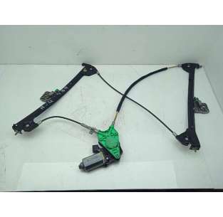 ELEVALUNAS DELANTERO...