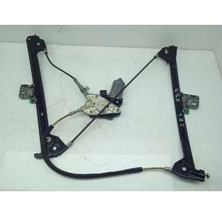 ELEVALUNAS DELANTERO...