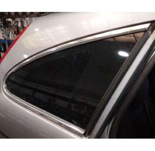 LUNA CUSTODIA TRASERA... 2