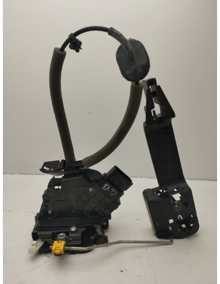 Recambio de cerradura puerta del. derecha para ford ka+ ultimate referencia OEM IAM A86AF21812CC  