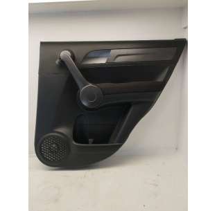 GUARNECIDO PUERTA TRASERA...