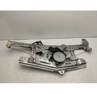 ELEVALUNAS DELANTERO...