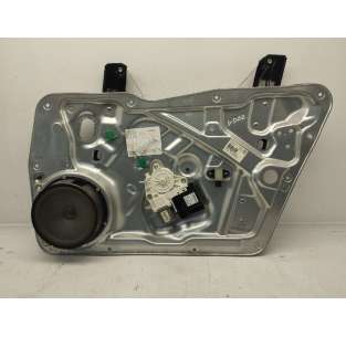 ELEVALUNAS DELANTERO...