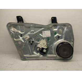 ELEVALUNAS DELANTERO...