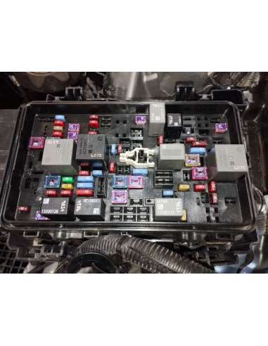 CAJA RELES / FUSIBLES - 786477 /...