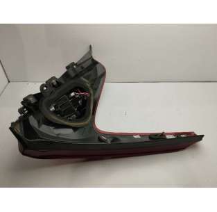 PILOTO TRASERO DERECHO... 2