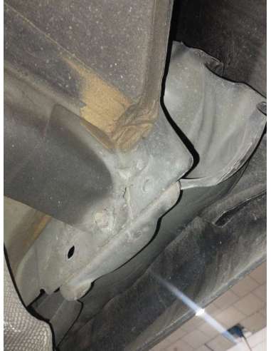 REFUERZO PARAGOLPES TRASERO VOLVO V40...