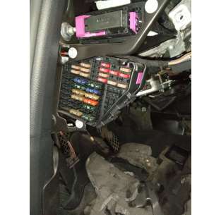 CAJA RELES / FUSIBLES AUDI... 2