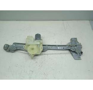 ELEVALUNAS TRASERO...