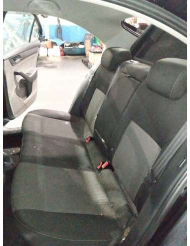 ASIENTOS TRASEROS SEAT TOLEDO (KG3)...