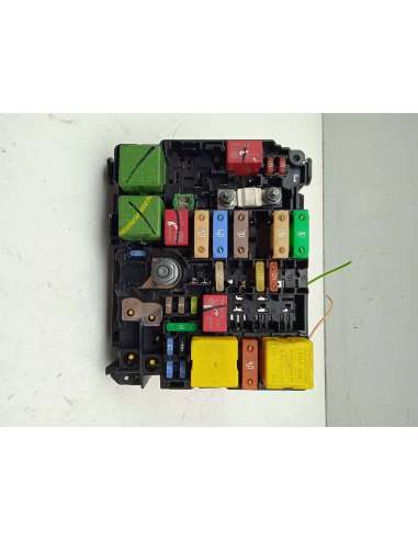 CAJA RELES / FUSIBLES PEUGEOT 2008...