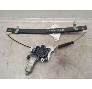 ELEVALUNAS TRASERO DERECHO...