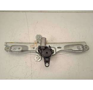 ELEVALUNAS TRASERO DERECHO...