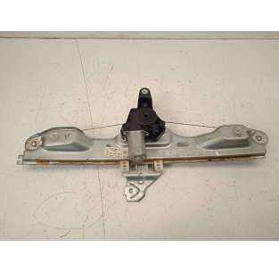 ELEVALUNAS TRASERO...