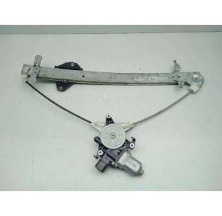 ELEVALUNAS DELANTERO...