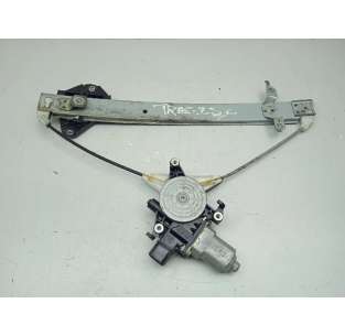 ELEVALUNAS TRASERO...